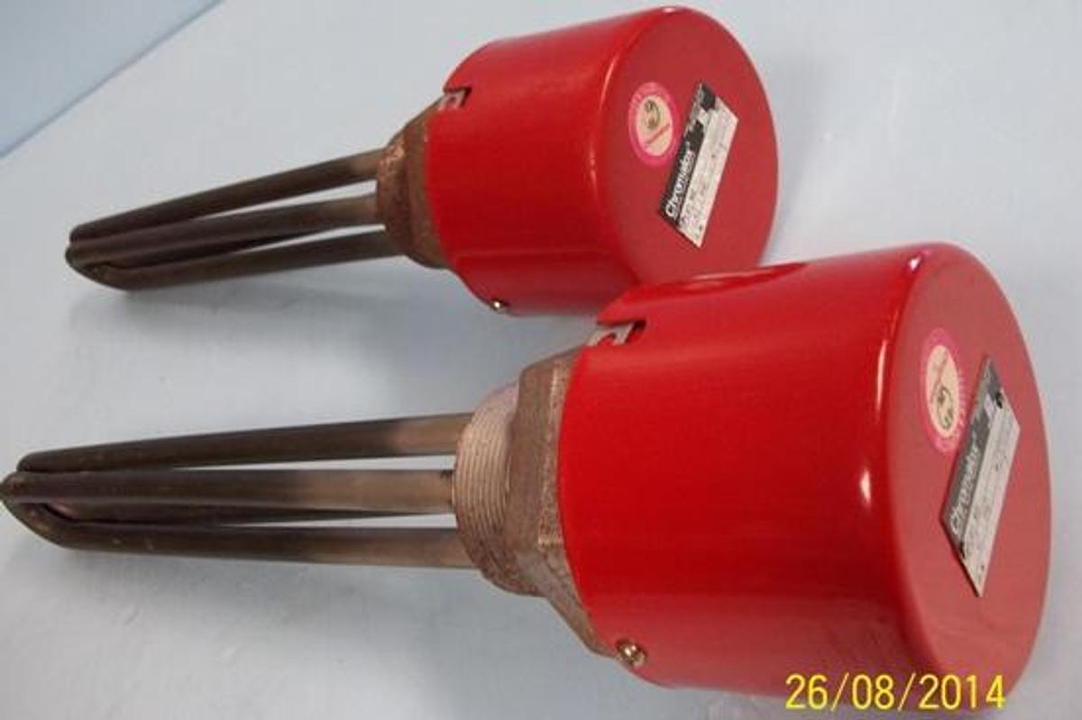 Used QTY. 2. CHROMALOX HEAT CORE ELEMENTS CAT. NO.: MTI-215XX 120V 1 PHASE 1500W.