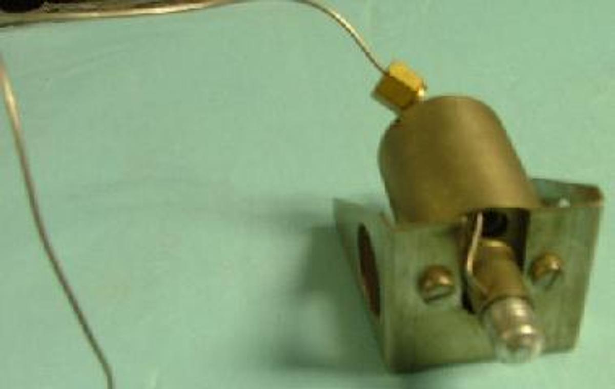 Used QTY. 1. VARIAN GAS CHROMATOGRAPH PART INJECTOR? DETECTOR?