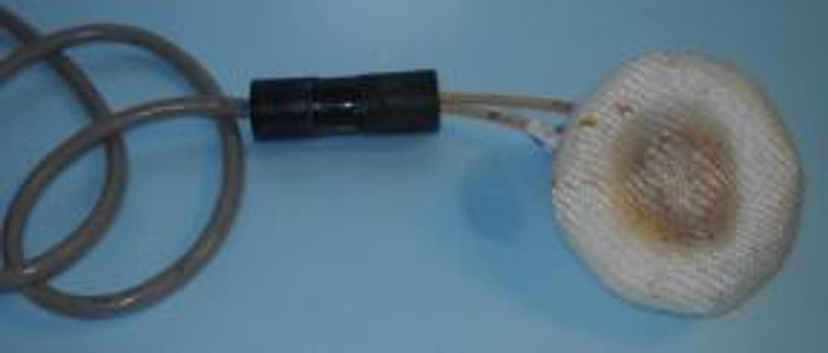 Used QTY. 1. GLAS-COL HUBBELL HEATING MANTLE SOFT SHELL 50ML 115V