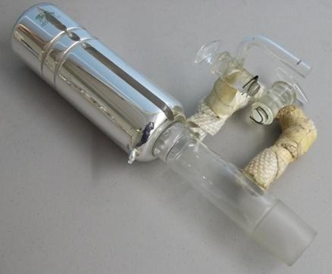 Used TOE PRE SILVERED VACUUM GLASS DISTILLATION HEAD COLUMN FEED ADAPTER TOP AND BOTTOM JOINT 29/42