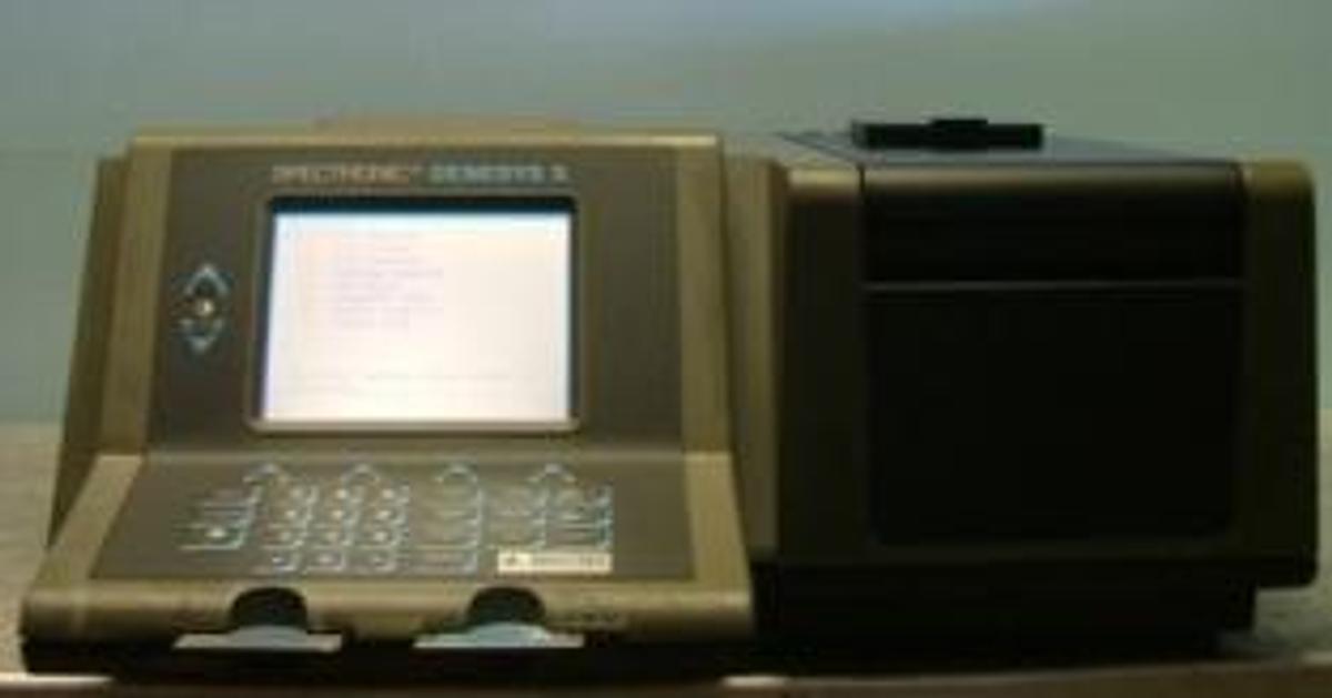 Used QTY. 1. SPECTRONIC GENESYS 5 UV-VISIBLE SPECTROMETER