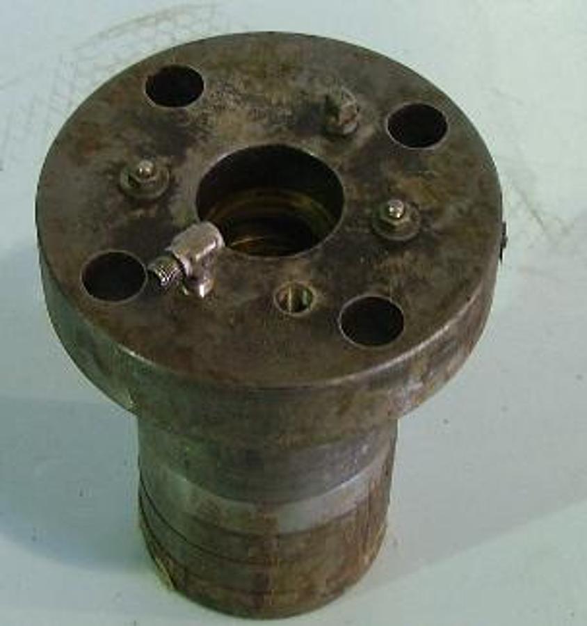 Used REACTOR COMPRESSOR PRODUCTS DIV GARLOCK 197700778.