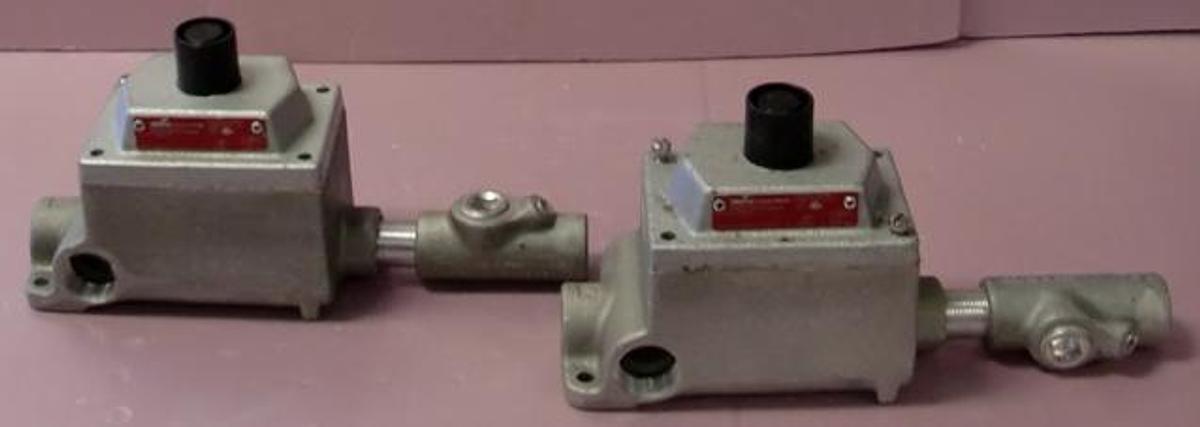Used COOPER CROUSE HINDS HEAVY DUTY SWITCH