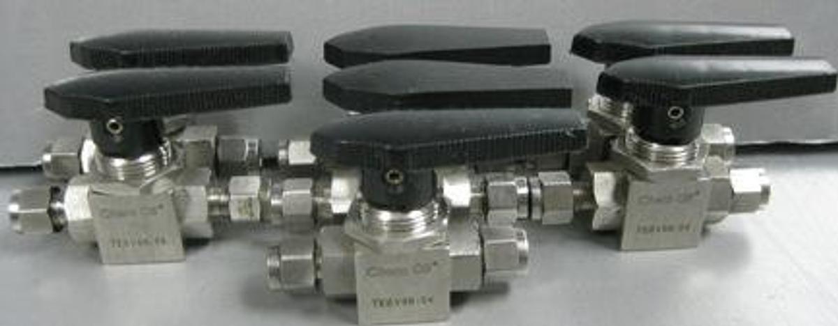 Used QTY. 2. CHEM OIL TEBV6K-04