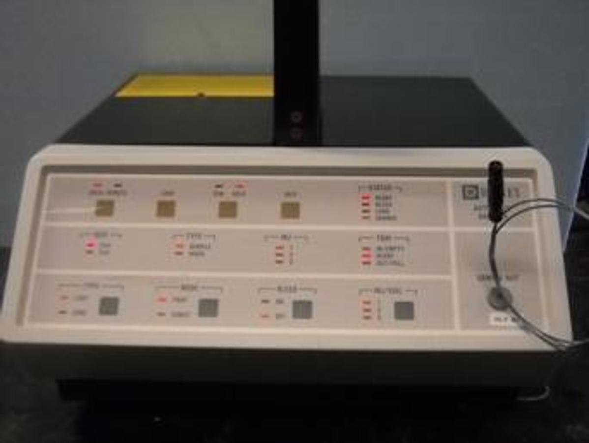 Used DIONEX AUTOMATED SAMPLER MODEL: ASM-3