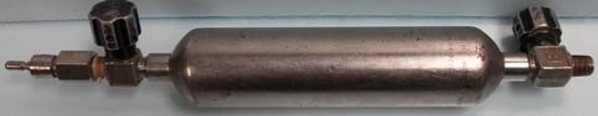 Used WHITEY SAMPLE CYLINDER 300 CC