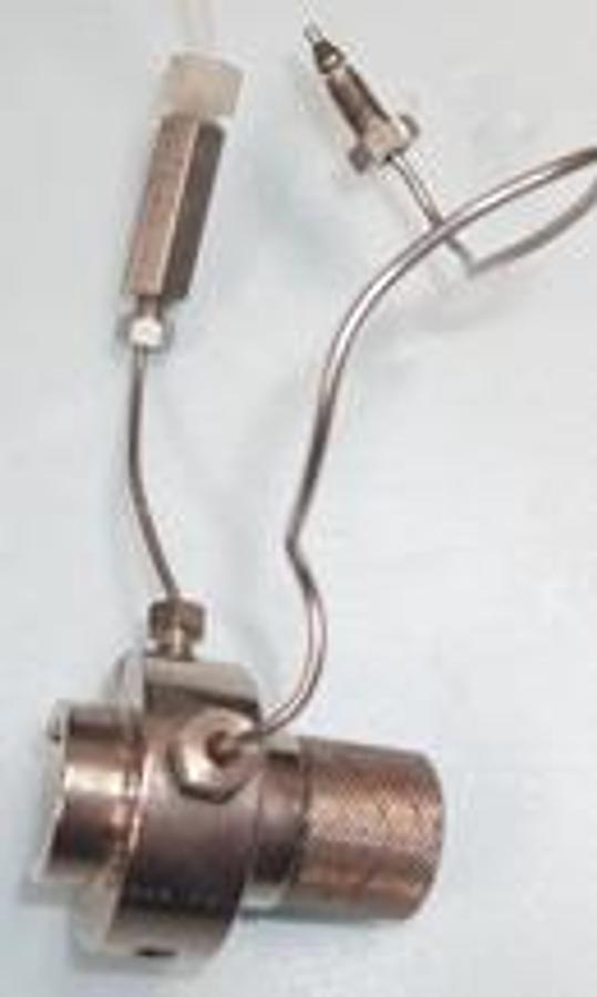 Used QTY. 1. VICI VALCO INSTRUMENT CO. VALVE