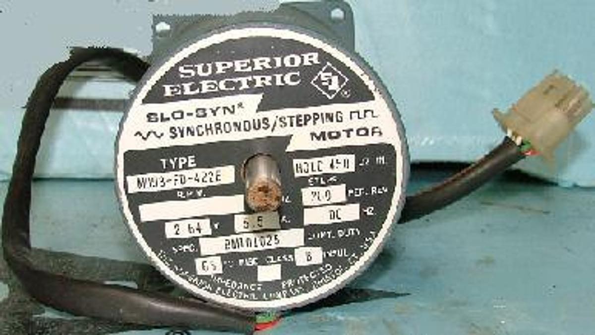 Used QTY. 1. SUPERIOR ELECTRIC SLO-SYN SYNCHRONOUS STEPPING MOTOR