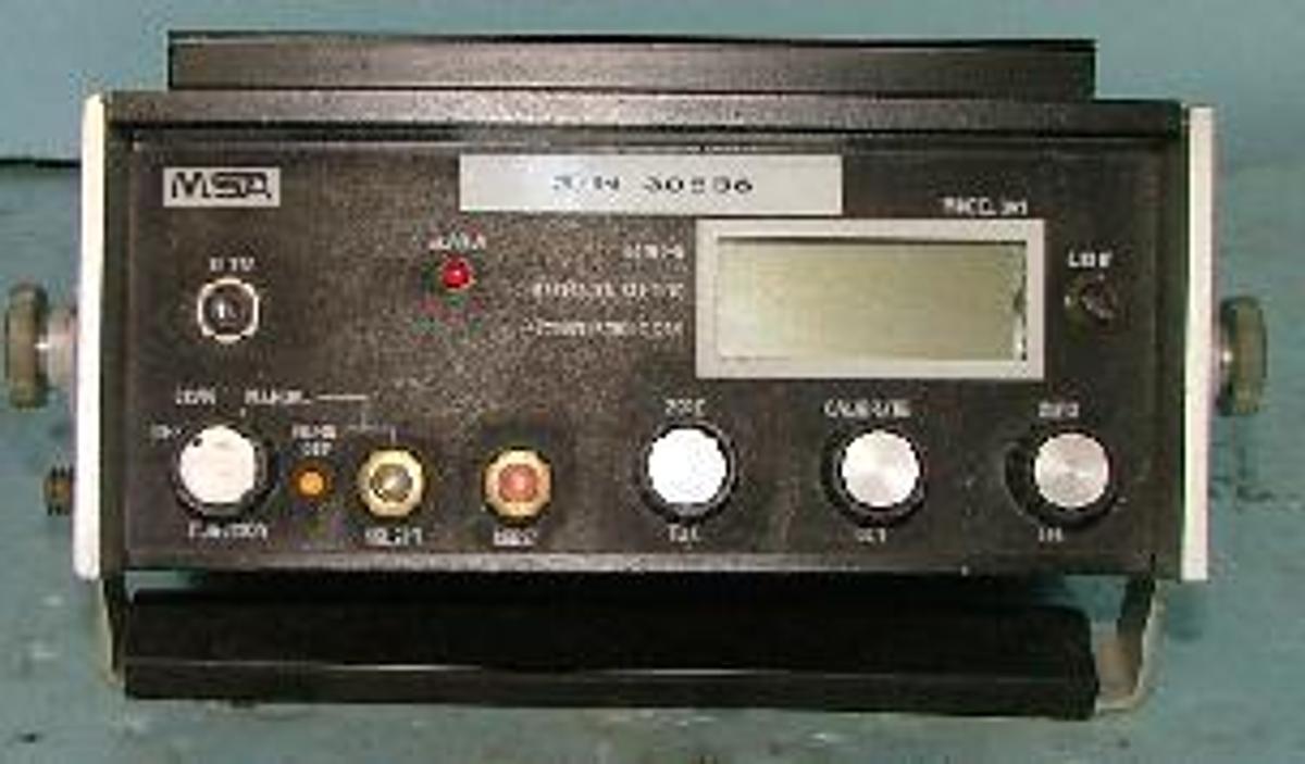 Used QTY. 1. MSA PORTABLE ALARM MODEL 861 MSA HYDROGEN SULFIDE COMBUSTIBLE GAS OXYGEN PART NO. 476152