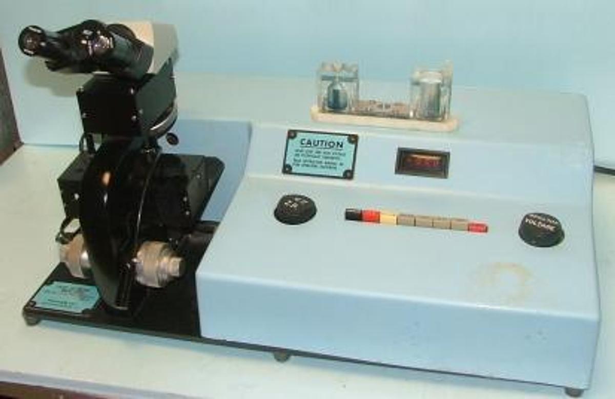 Used LAZER ZEE METER MICROSCOPE MODEL