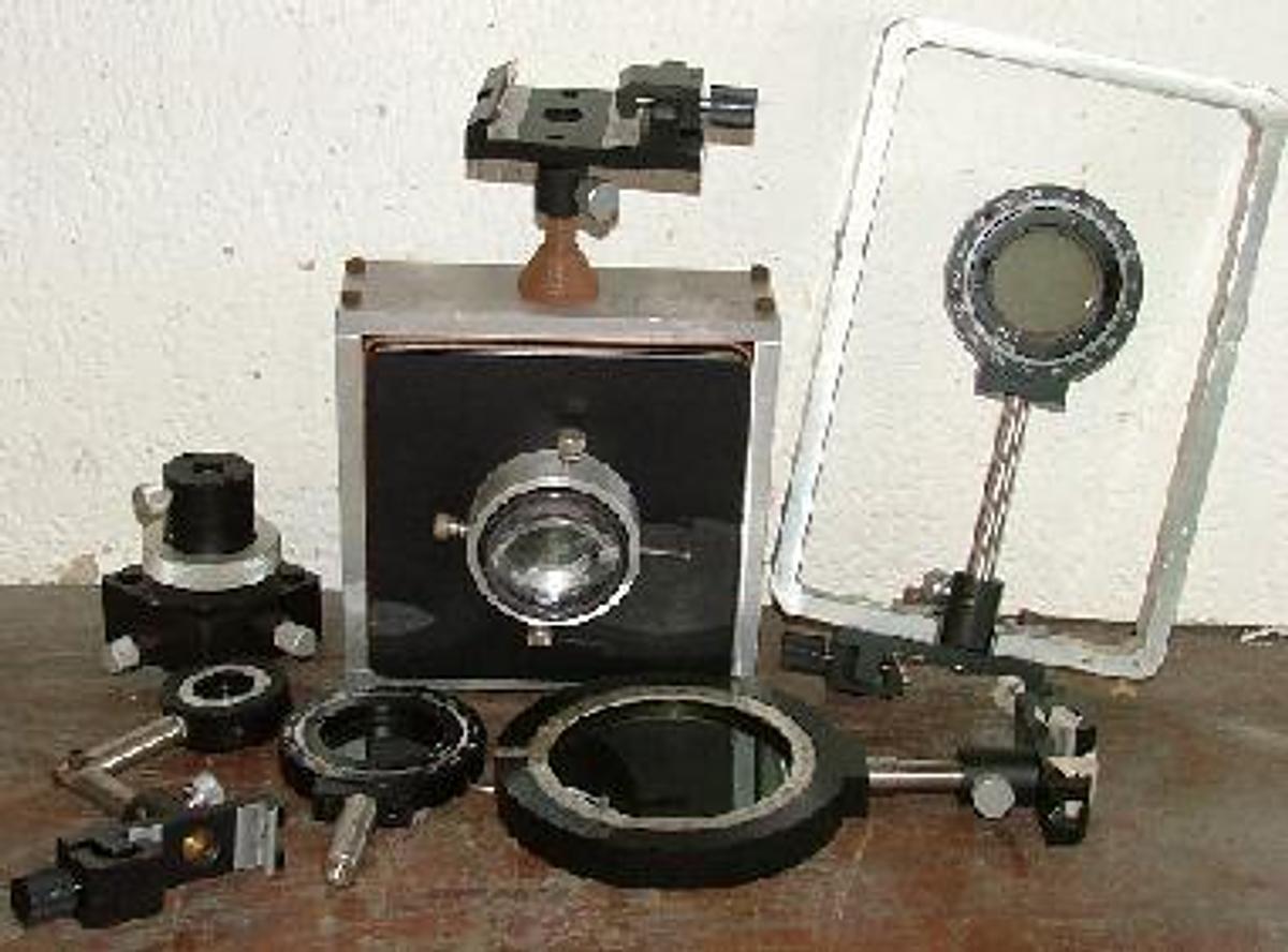 Used ONE LOT SPECTROMETER PARTS CONSISTING OF: EG&G PARC MODEL 1430-PG CCD DETECTOR ARRAY TEMPERATURE RANGE FOR COOLANT INLET TEMPERATURE TEMP = 7 (KNOB) -60