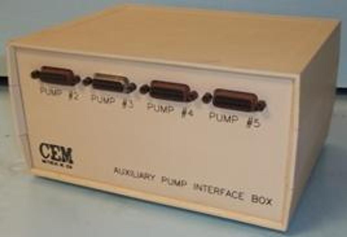 Used CEM AUXILIARY PUMP INTERFACE BOX W/ 5 PUMP PORTS 3.15 A 250V.