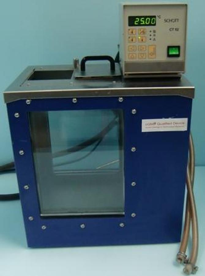 Used SCHOTT-GERATE GMBH TRANSPARENT THERMOSTAT HEATED CAPILLARY VISCOSITY BATH CT 52 115 V 50/60 HZ 1070 VA NR. 00121588 KL 2 DIN 12879 CE.