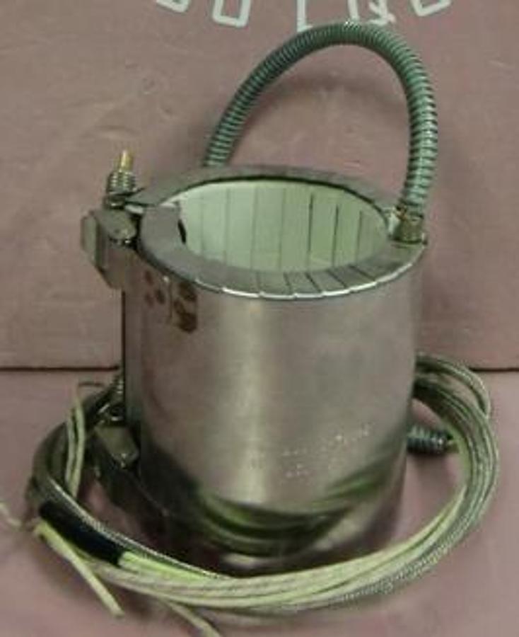 Used QTY. 1. OMEGA PIPE HEATER 240V 1500W PART NO.C79192 5"X 4 ½" I.D. 3 ½" .