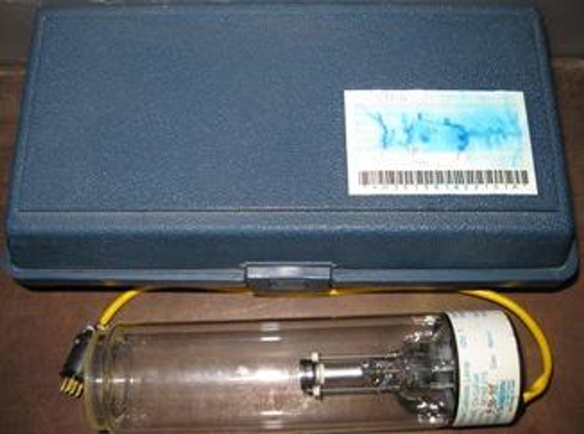 Used QTY. 1. VWR SCIENTIFIC HOLLOW CATHODE LAMP