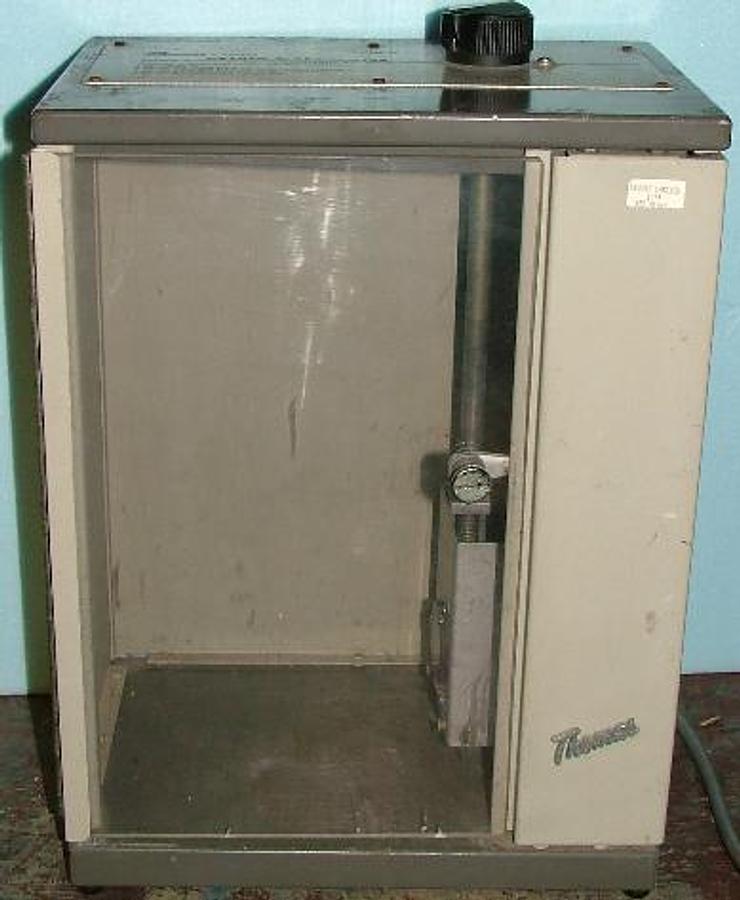 Used QTY. 1. THOMAS-OGG OXYGEN FLASK IGNITER MODEL II CAT NO. 6472-B