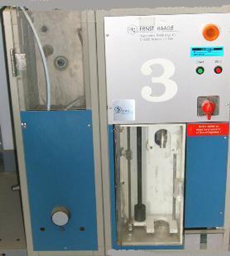 Used HG ERNST HAAGE APPARATEBAU GMBH AND CO. KG. D-4330 MULHEIM AN DER RUHR D-86 AUTOMATIC DISTILLATION MACHINE HAAGE DISTILLATION APPARATUS