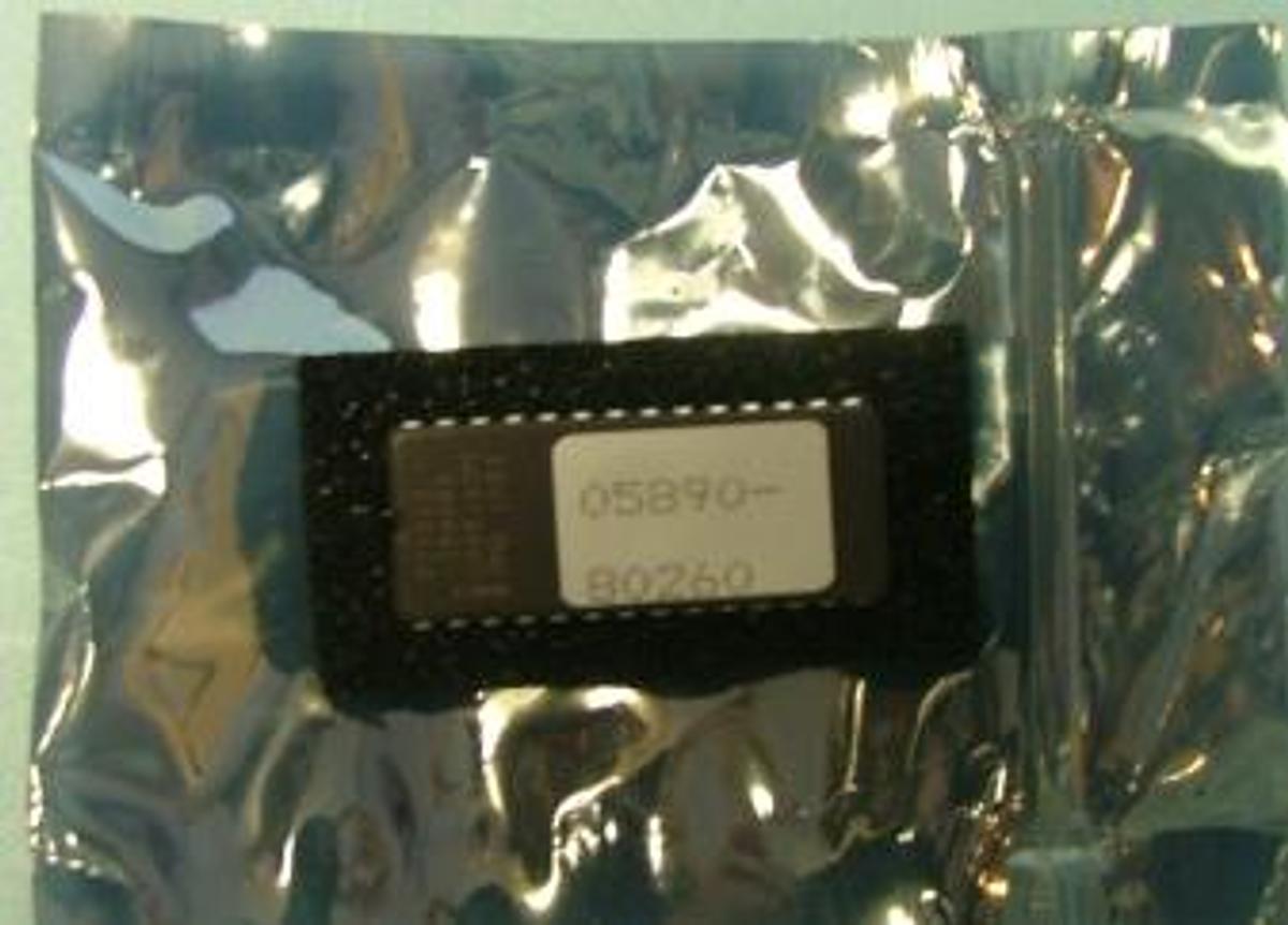 Used QTY. 1. HEWLETT PACKARD HP UPGRADE CHIP 05890-80260