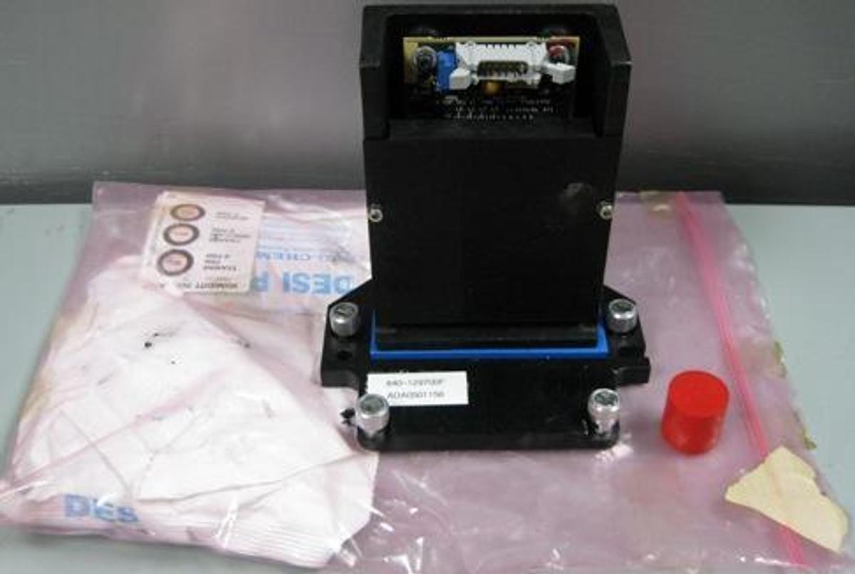 Used THERMO NICOLET DTGS DETECTOR FOR THERMO-NICOLET FTIR FT-IR 840-129700 NICOLET BOARD 1991