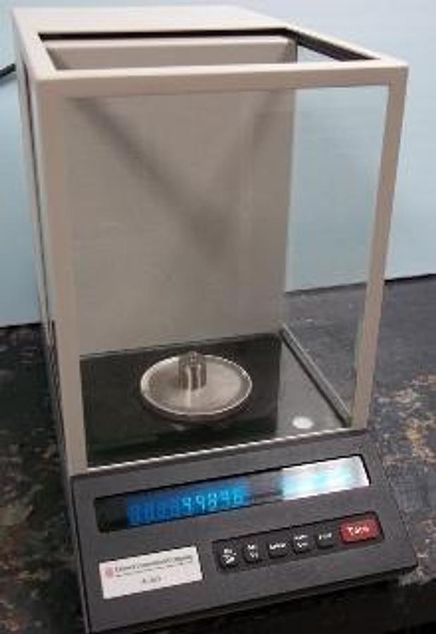Used DENVER INSTRUMENT COMPANY A-160 SCALE