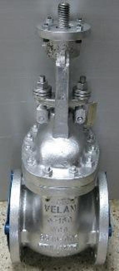 Used VELAN 6" 150 WCB BOLTED BONNET RAISED FACE GATE VALVE MODEL F14-0064C-02TY MOD A GATE VELAN 6'150# MODEL# F14-0064C-02TY MODIFIED TO LIVE LOAD PACKING. LIVE LOAD" SUGGESTS THE VALVE HAS A LIVE LOADED SEALING MECHANISM. GATE VALVE
