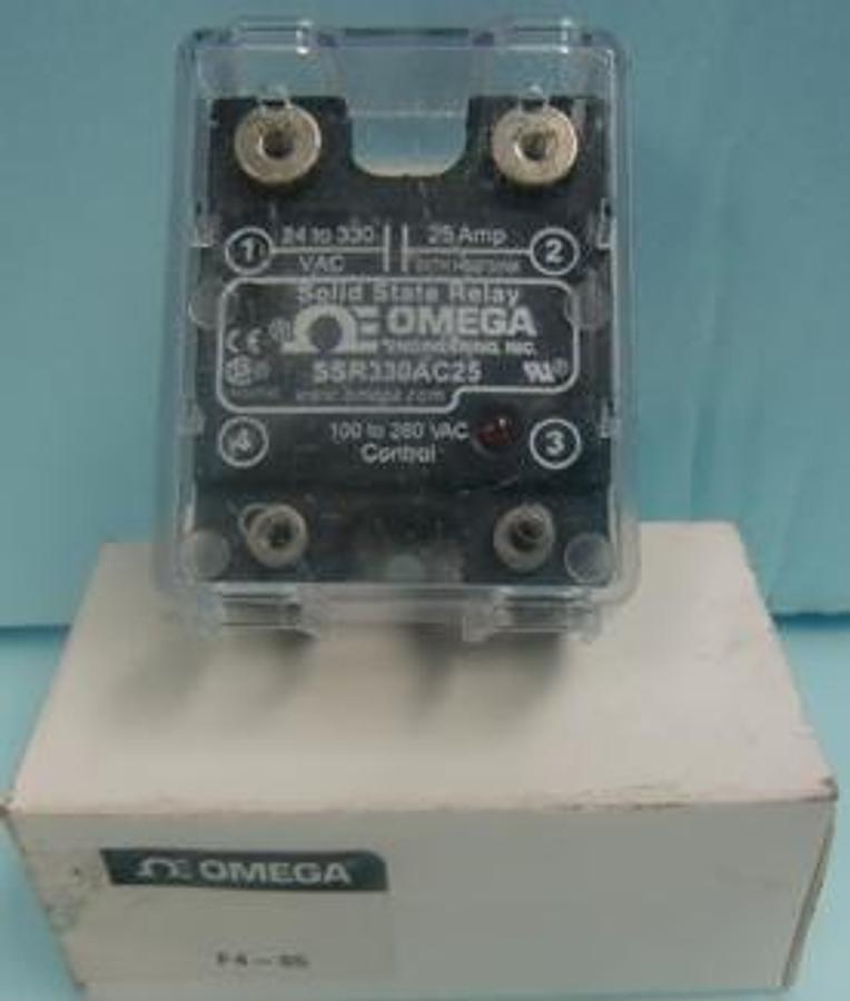 Used OMEGA ENGINEERING INC. SOLID STATE RELAY SSR330AC25 WITH HEAT SINK 24-330 VAC 25 AMP 100-280 VAC CONTROL CE CSA LR59793 IN ORIGINAL PACKAGING.