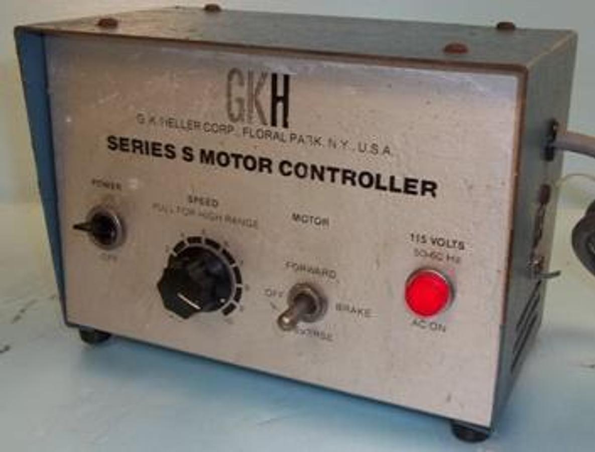 Used G.K. HELLER CORP SERIES S MOTOR CONTROLLER NO: 8621 115V 50-60HZ FORWARD/REVERSE SWITCH SPEED DIAL W/ PULL OPTION FOR HIGH RANGE.