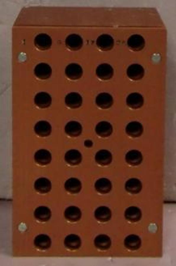 Used ALUMINUM HEATING BLOCK LENGTH 5 13/16" WIDTH 3 ¾" DEPTH 2"
