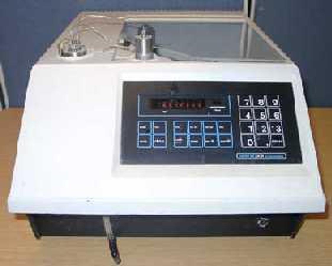 Used SPECTRA-PHYSICS SP8780XR AUTO SAMPLER.