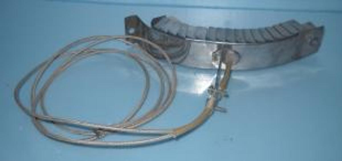 Used QTY. 1. BLOCK HEATER INSULATION PLUS OMEGA BLACK CLAWSON D-616805-J3 200W 240V 1 Â½.