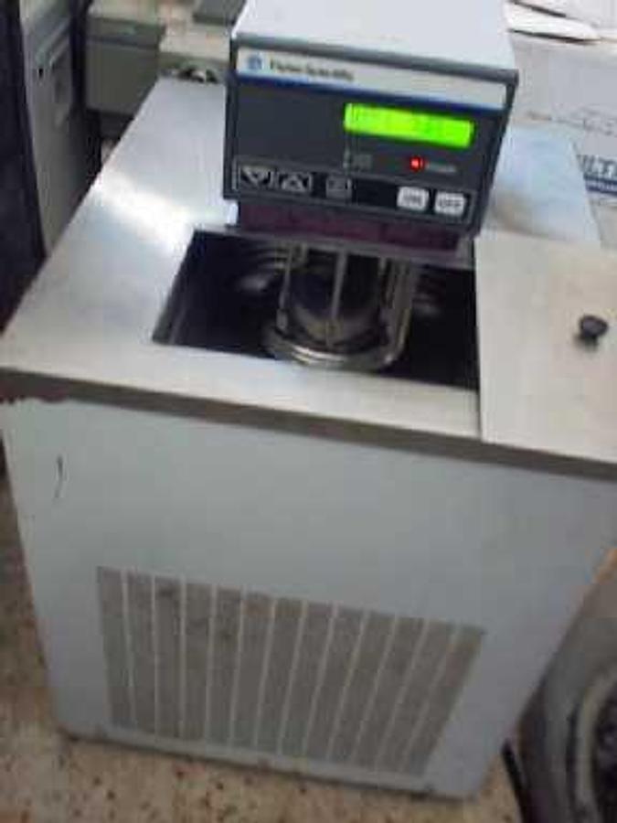 Used FISHER SCIENTIFIC CHILLER / HEATING BATH