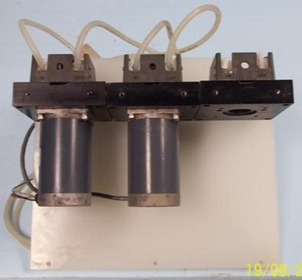 Used STEP PUMPS (8MM SHAFT MOTORS) TYPE: LAZ3 DGK 12.0V STEPPING MOTOR 4HP 0.75A ONE PUMP MISSING FROM 3-PUMP SET-UP.