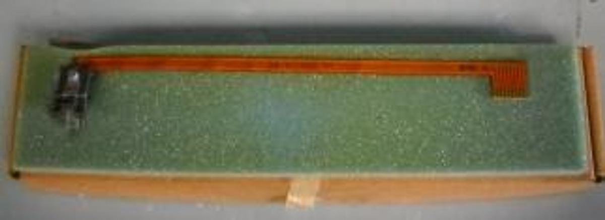 Used VARIAN PRINT HEAD 03-917601-00 8752A.