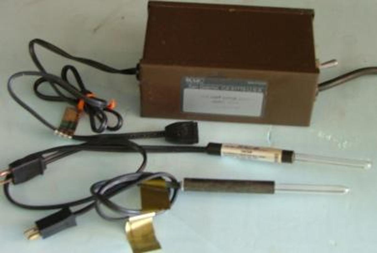 Used QTY. 1. UVP PEN ROY LAMP SET WITH PEN ROY POWER SUPPLY MODEL: SCT-1. WITH PEN ROY LAMP MODEL: 11SC-1