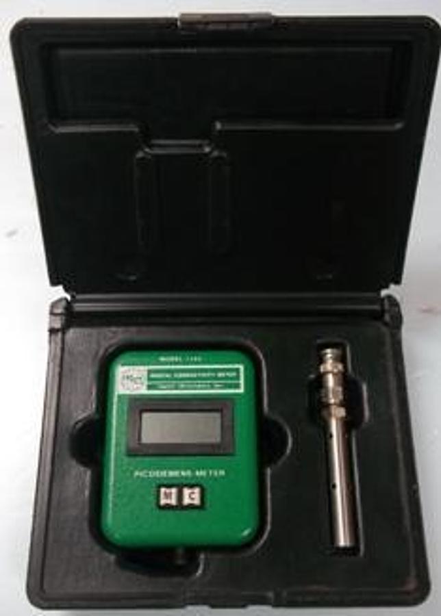 Used EMCEE ELECTRONICS INC. DIGITAL CONDUCTIVITY METER MODEL NO: 1152