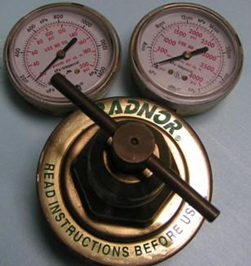 Used QTY. 1. RADNOR COMPRESSED GAS REGULATOR