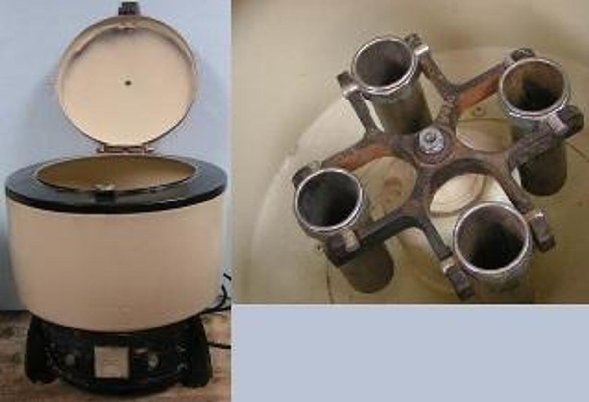 Used QTY. 1. IEC CENTRIFUGE MOD: HN-SII INFO: 115V