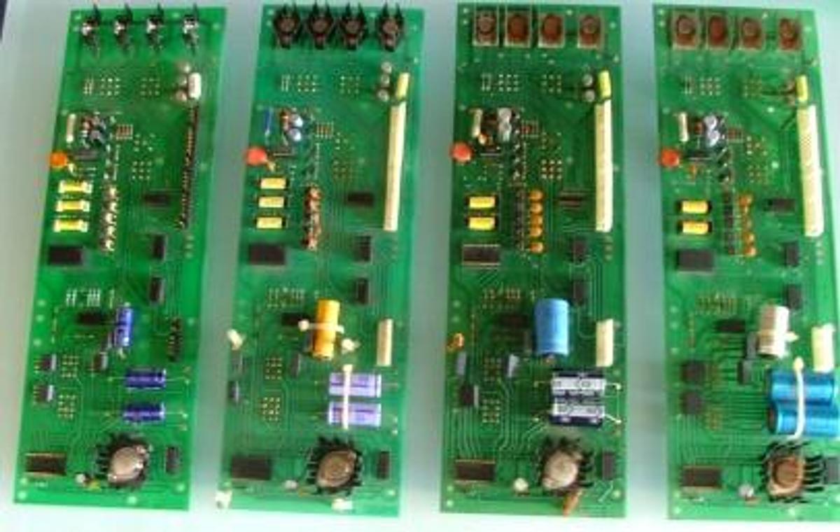 Used QTY. 4. VARIAN POWER SUPPLY: A2A1 A/ ASSY 02-001361-01 REV9 SCHEM 75-000486-00 B/ ASSY 02-00186-01 REV6 SCHEM 75-000486-00 C. 02-001861-00 50-000267-00 90-000831-00 REV1 D. 02-001861-00 50-000267-00 90-000831-00 REV1 PHOTO#8871 00 00