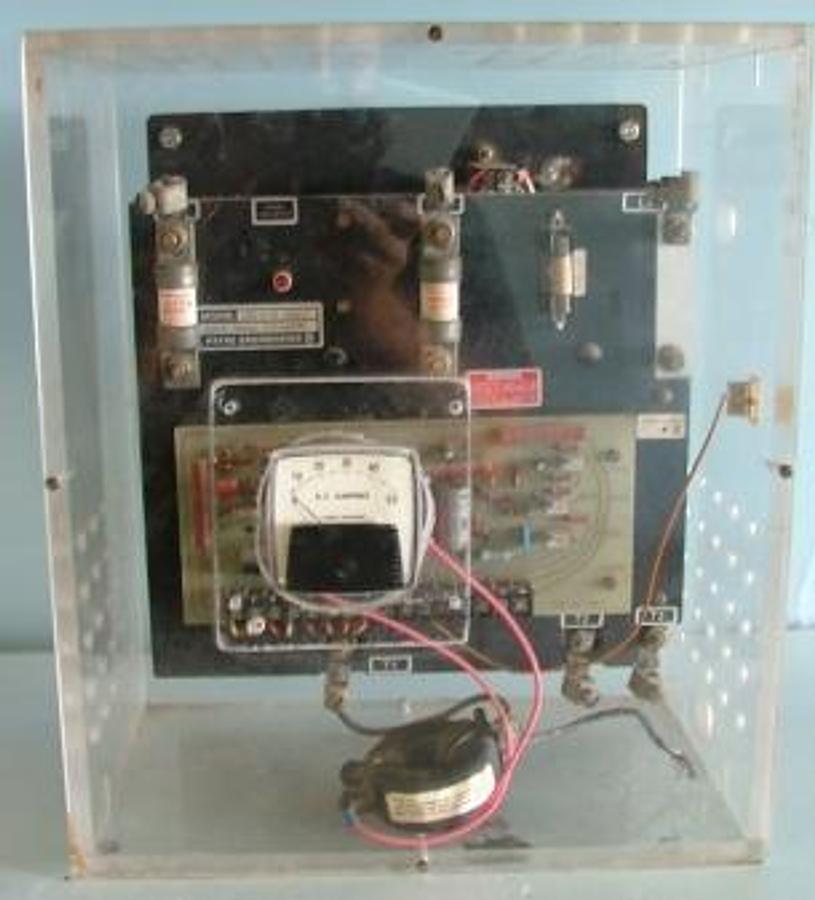 Used QTY. 1. PAYNE ENGINEERING CURRENT TRANSFORMER MODEL 18EZ-2-50 #80317 240VAC 50A O-FIRED/NA A-C AMPERES 0-50