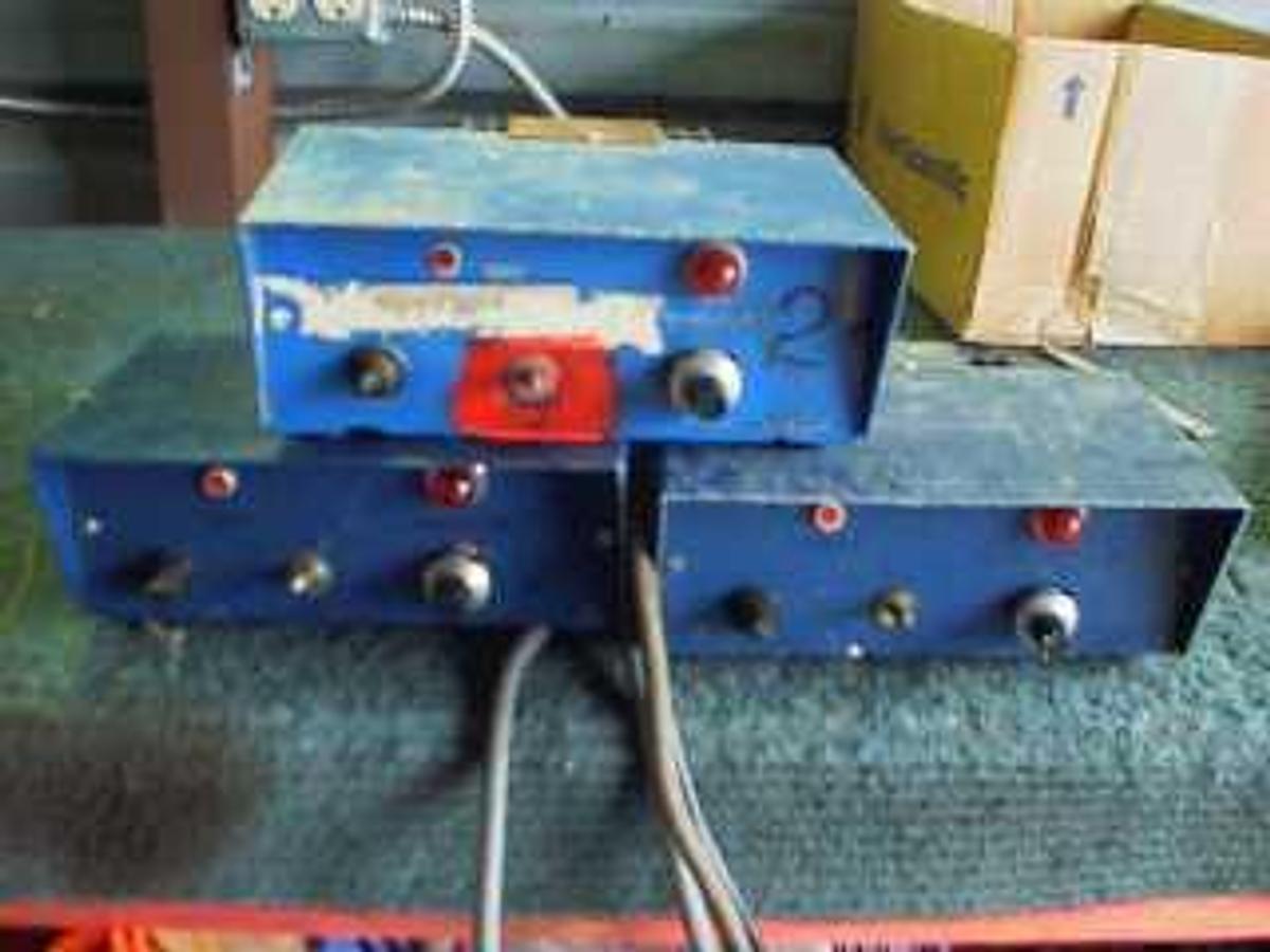 Used QTY. 3. AMSCOR AUTOMATION MFG. AND SERVICE CO. MODEL 247GT77