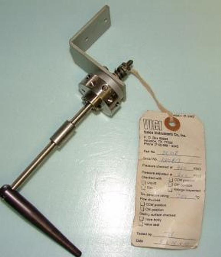 Used VALCO VICI VALVE 10 PORT PART# DC10E SERIAL# KK0803 400 PSI TEMP RATING 200C WITH HANDLE AND BRACKET.