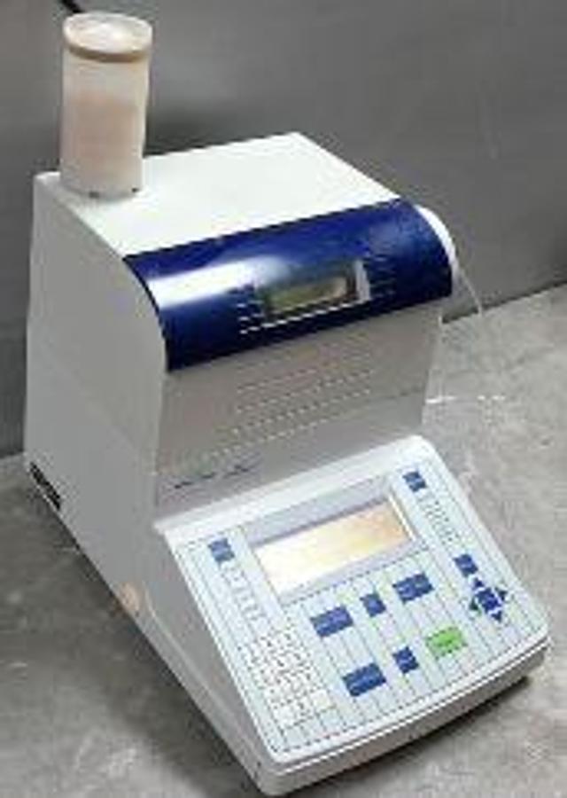 Used METTLER TOLEDO DE40 DENSITY METER