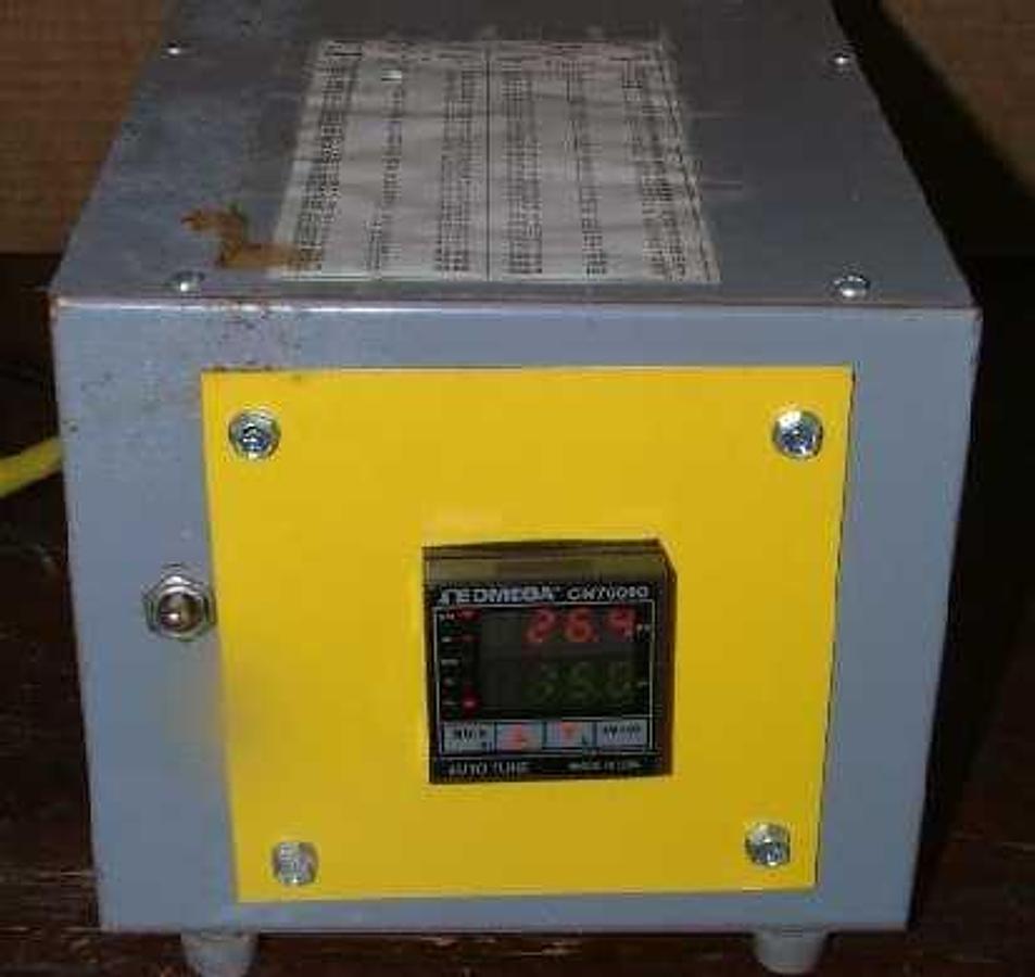 Used QTY. 1. OMEGA MODEL CN7600 AUTO TUNE THERMOCOUPLE CONTROLLER