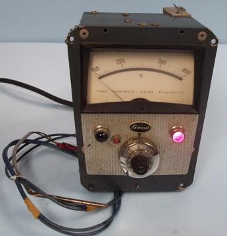 Used QTY. 1. FENWAL TEMPERATURE CONTROLLER CAT. NO. 56101-10