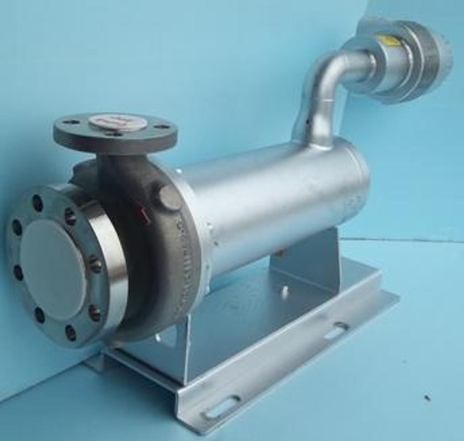 Used NIKKISO CO. LTD. JAPAN STAINLESS STEEL NON-SEAL PUMP SGM SERIES HEAT PROOF
