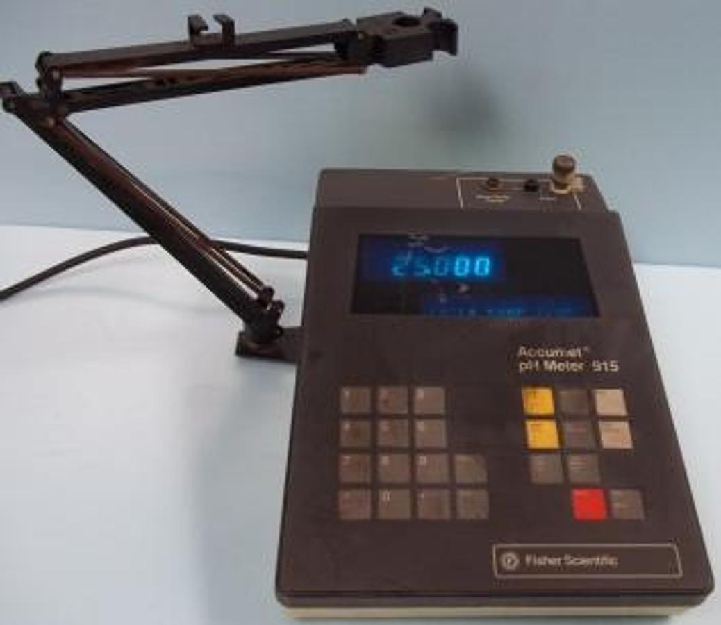 Used FISHER SCIENTIFIC ACCUMET PH METER MODEL: 915
