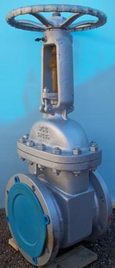 Used QTY. 1. NEWAY 8" CLASS 150 LB WCB GATE VALVE. BODY: WCB