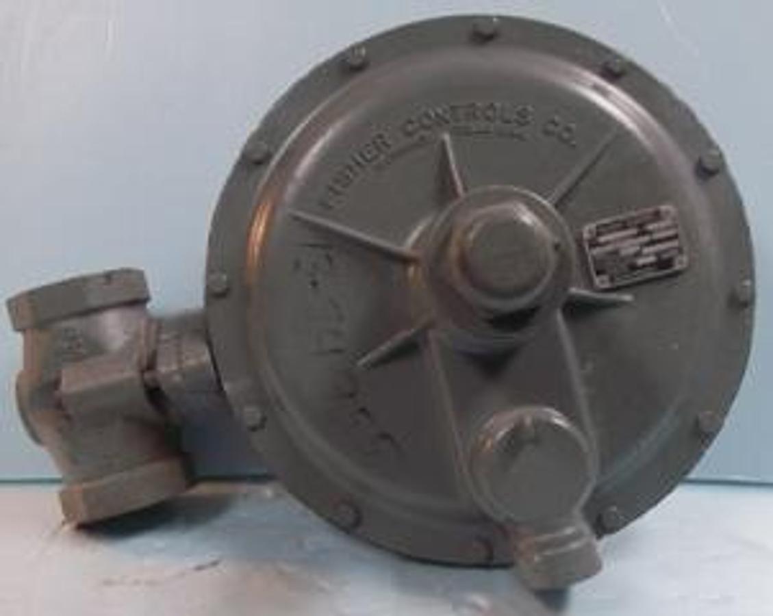 Used QTY. 1. FISHER CONTROLS SIZE: 2 NPT WITH REGULATOR 5201H MATERIAL: DI/ALUM NOS .2.895.501 3
