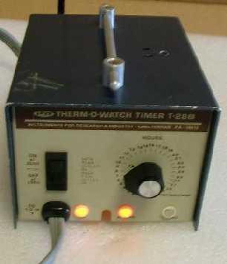 Used QTY. 1. I2R THERM-O-WATCH T-28B HEATING MANTLE CONTROLLER.