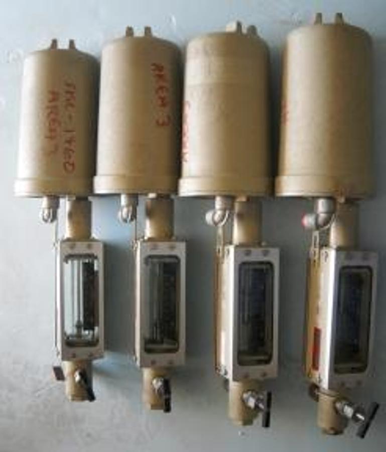 Used BROOKS INSTRUMENT DIVISION MODEL# 1110CZ2466611-09A0B0A DO NOT EXCEED 175 PSIG @ 250°F 10-100 PERCENT OF MAXIMUM FLOW DATA TAG SCALE X .06= GPM LIQ SP. GR. 1.0